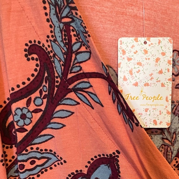 NWT Free People Maui Wowie Print Top - Picture 7 of 7